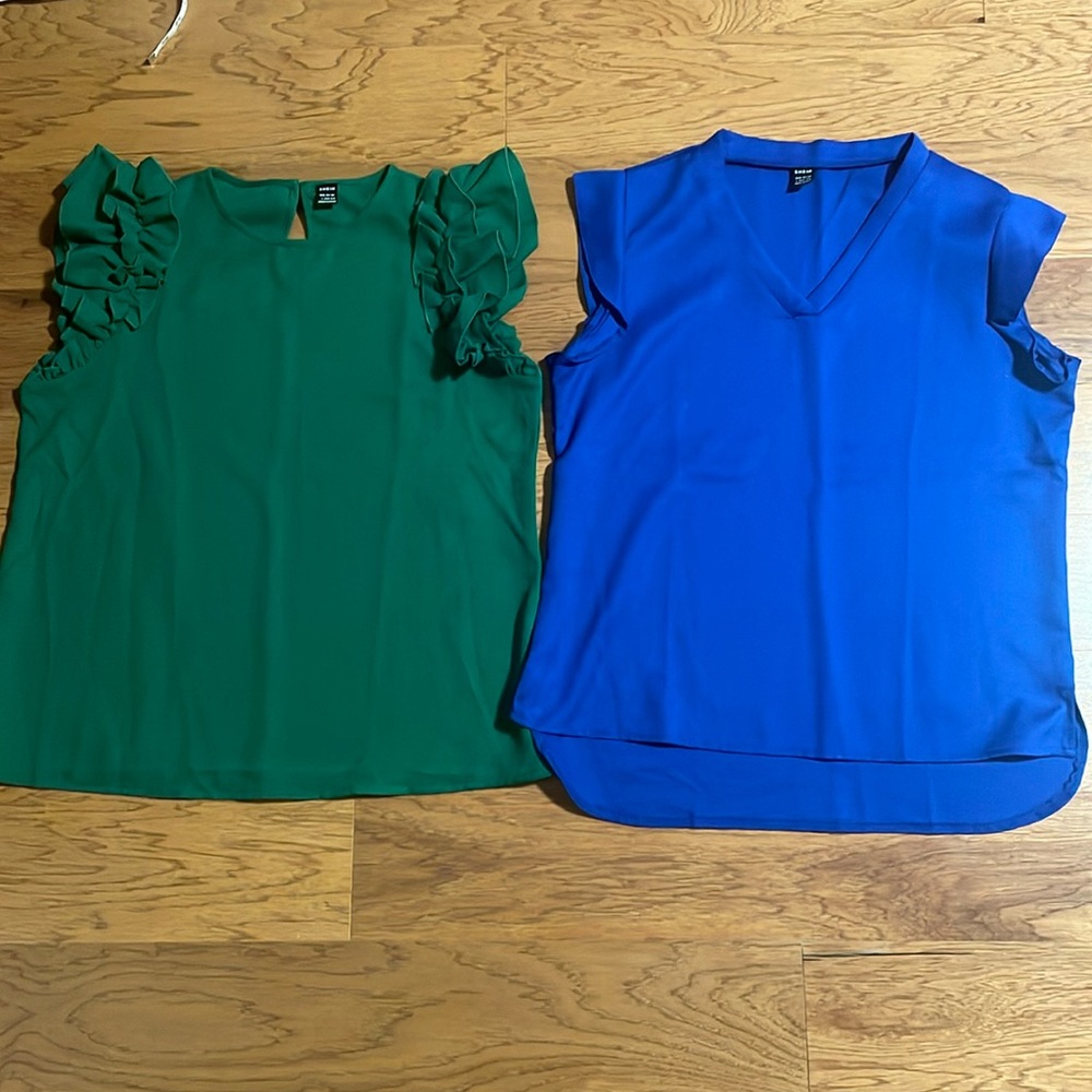 Lot of two women’s SHEIN sleeveless blouses. Size large.